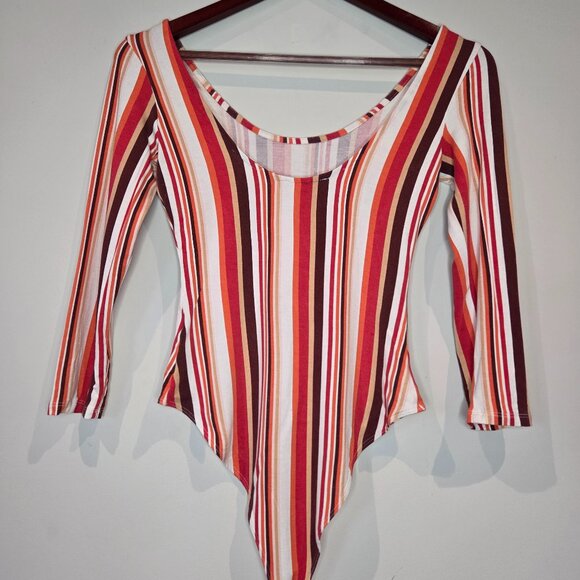 Forever 21 Tops - Forever 21 60s Style Bodysuit Size Medium